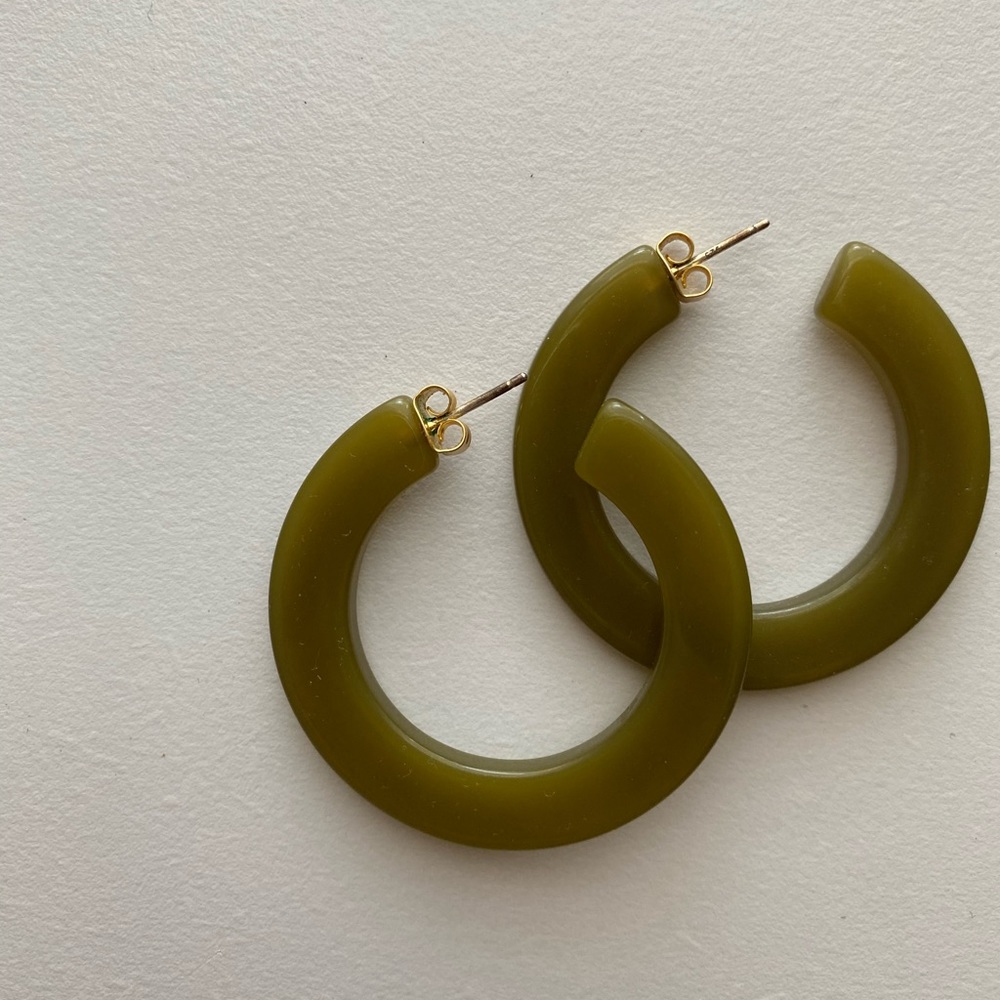 Madewell green statement hoops